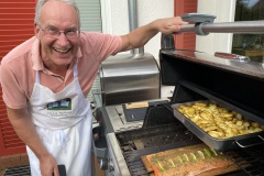2023-08-19 Ingo am Grill
