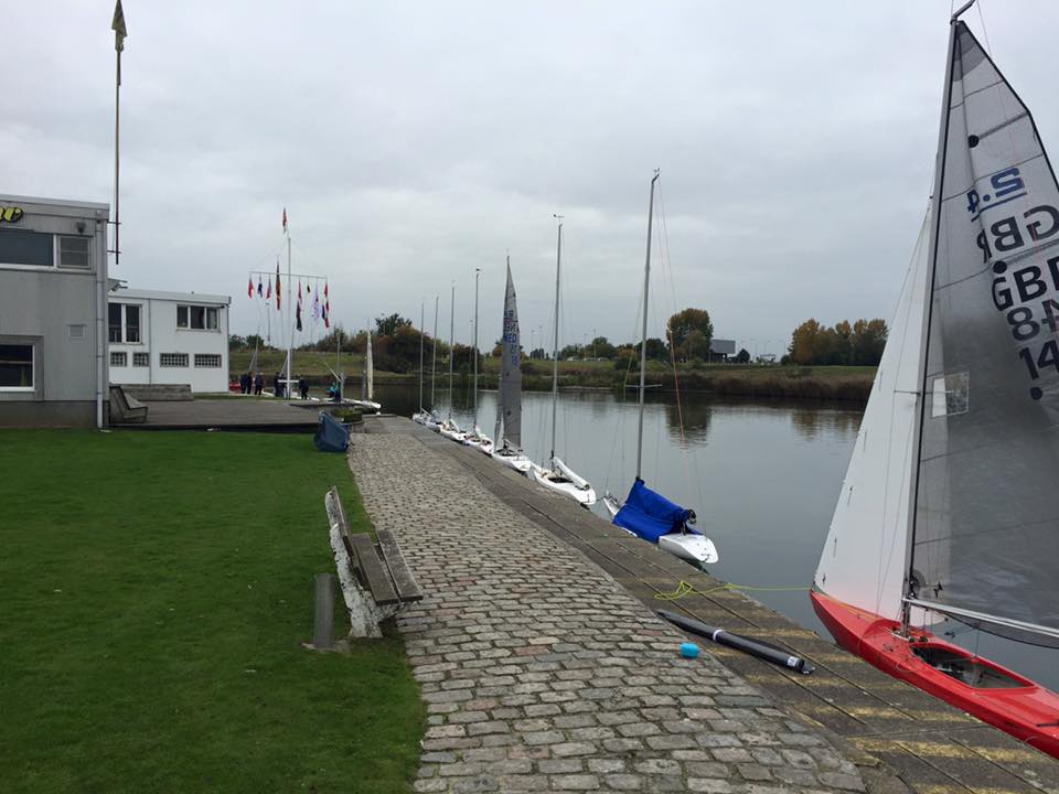 Mühselig zum Erfolg: Antwerpen City Cup